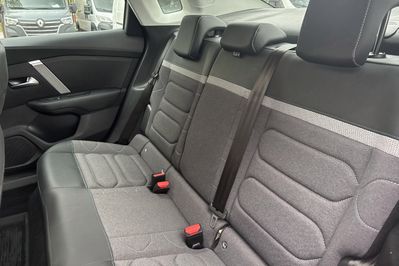 Citroen C4 X Plus  1.5 BlueHDi S&S EAT8