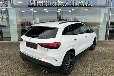 Mercedes GLA 200  AMG Line