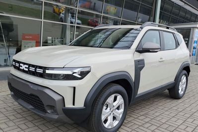 Dacia Duster Expression MMT 1.8 Full Hybrid