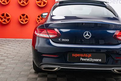 Mercedes Klasa C C 300 9G-TRONIC