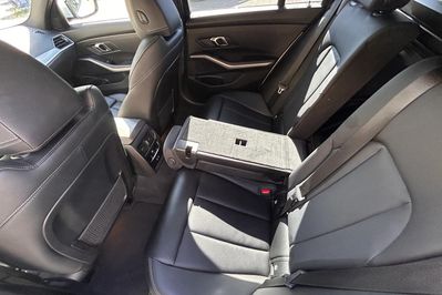BMW Seria 3 318d mHEV aut