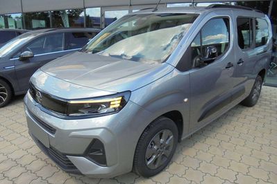Opel Combo XL L2H1 EAT8