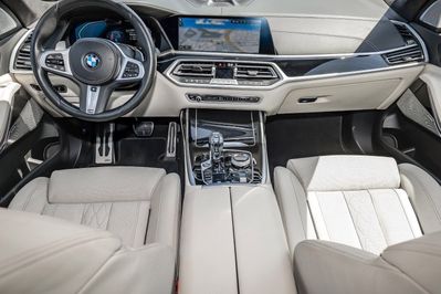 BMW X7 xDrive40d mHEV sport-aut