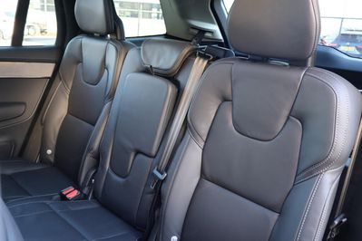 Volvo XC90 T8 AWD Plug-In Hybrid Ultra Dark 7os