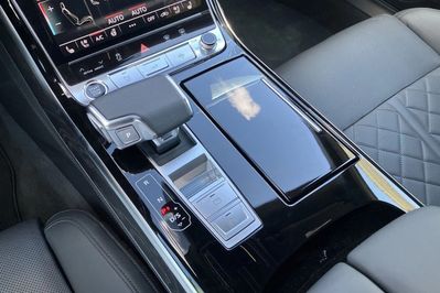Audi A8 50 TDI quattro