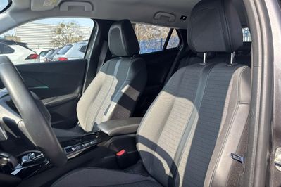 Peugeot 2008 Allure 1.2 PureTech S&S EAT8