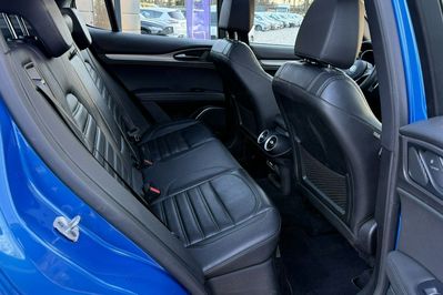 Alfa Romeo Stelvio Turbo Executive Q4