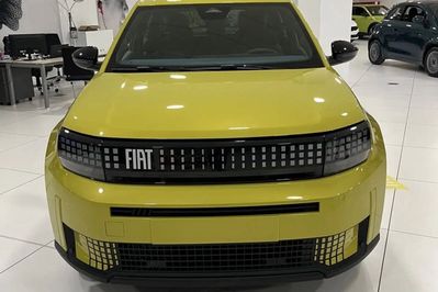 Fiat Grande Panda Icon 1.2 mHEV eDCT