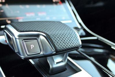 Audi Q8 SQ8 TFSI quattro