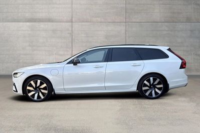 Volvo V90 T6 AWD Plug-In Hybrid Plus Dark aut