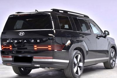 Hyundai Santa Fe 1.6 T-GDI HEV Platinum 4WD aut 7os.