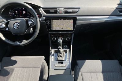 Skoda Superb 2.0 TDI SCR Style DSG