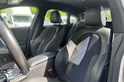 BMW Seria 2 216d M Sport