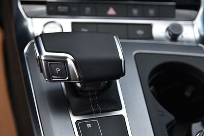 Audi A6 55 TFSI e quattro S Line