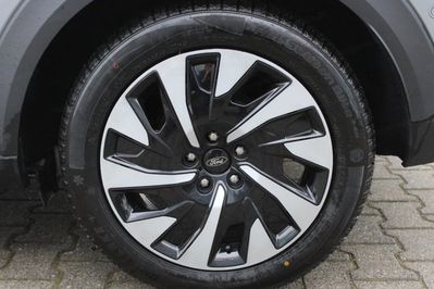 Ford Puma 1.0 EcoBoost Titanium