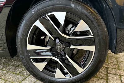 Peugeot 208 Allure 1.2 PureTech