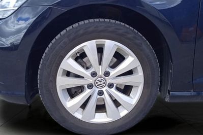 Volkswagen Golf 1.5 Tsi Bmt Evo Comfortline Dsg