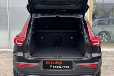 Volvo XC40 B3 Plus Dark