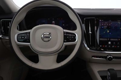 Volvo V60 B4 Plus Bright