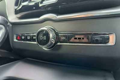 Volvo XC60 T4 Momentum Pro