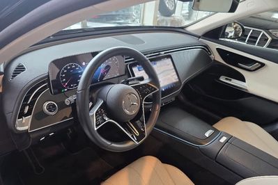 Mercedes E Klasa 200 4-Matic Avantgarde 9G-Tronic