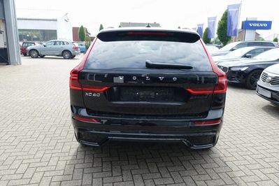 Volvo XC60 B5 AWD Plus Dark