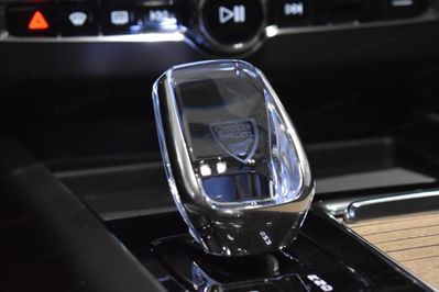 Volvo XC60 B5 B AWD Ultra Dark