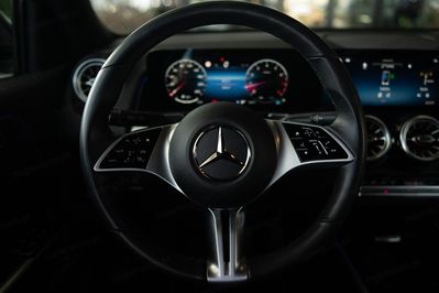 Mercedes GLB 200 mHEV Progressive 7G-DCT