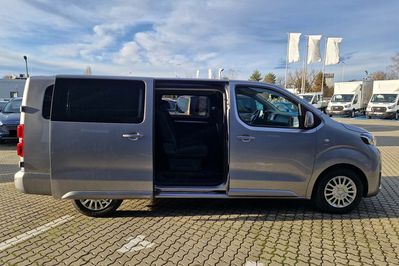 Toyota Proace City Verso Long L2H1 AT