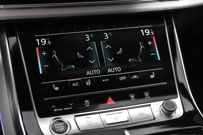 Audi Q7 55 TFSI e quattro S Line