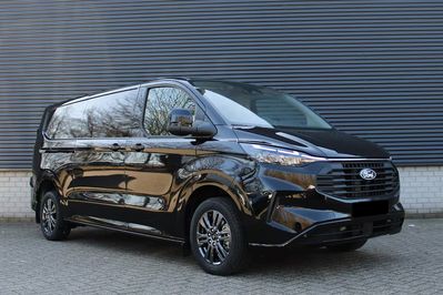 Ford Transit Custom 320 L2H1 Limited A8