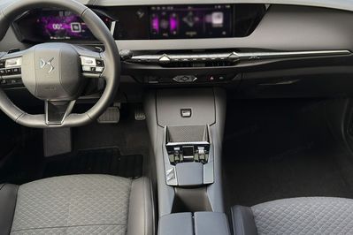 DS N°4 Pallas eDCS6 1.2 mHEV