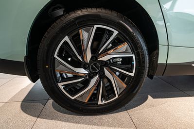 Forthing U-Tour 1.5 DVVT GDI HEV E-CVT