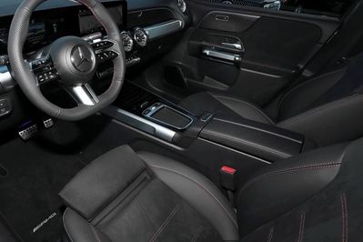 Mercedes GLB 200 AMG Line