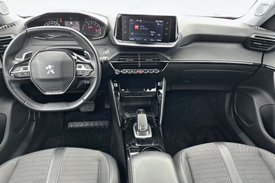 Peugeot 2008 Allure 1.2 PureTech EAT8
