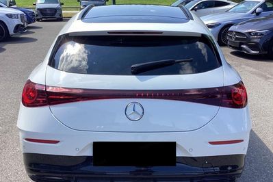 Mercedes CLA 200 Shooting Brake AMG Line