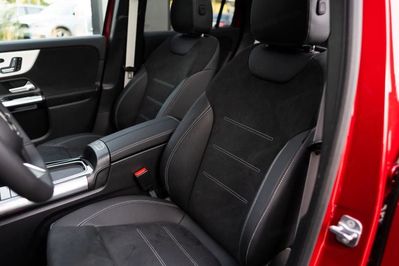 Mercedes GLA 220 4-Matic AMG Line 8G-DCT