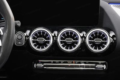 Mercedes GLA 200  AMG Line