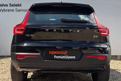 Volvo XC40 B3 Plus Dark