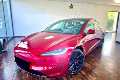 Tesla Model 3 Performance AWD