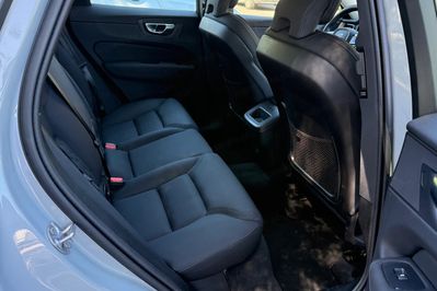 Volvo XC60 B5 B AWD Plus Dark