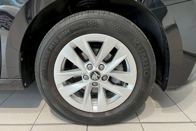 Skoda Fabia Drive 1.0 TSI