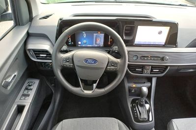 Ford Tourneo Courier Titanium A7