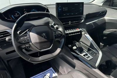 Peugeot 3008 225 e-EAT8 Allure Pack