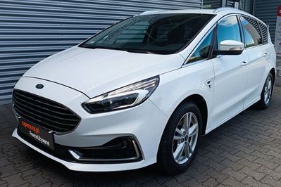 Ford S-MAX 2.5 Hybrid Titanium Cvt