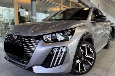 Peugeot 208 GT e-DCS6 1.2 mHEV