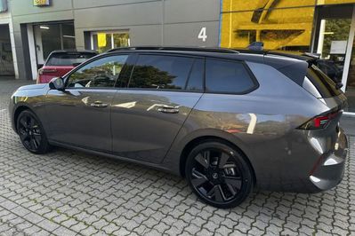 Opel Astra GS 1.2 Turbo