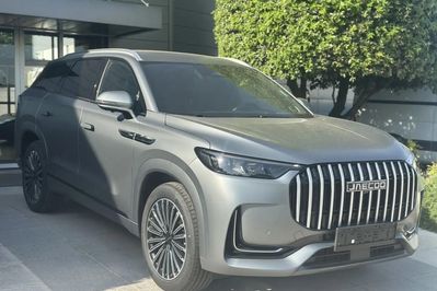 Jaecoo J8 1.5 T-GDI Super Hybrid Premium DHT 5os.