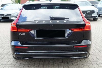 Volvo V60 T6 AWD Plug-In Hybrid Plus Dark
