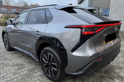 Toyota bZ4X Style EV